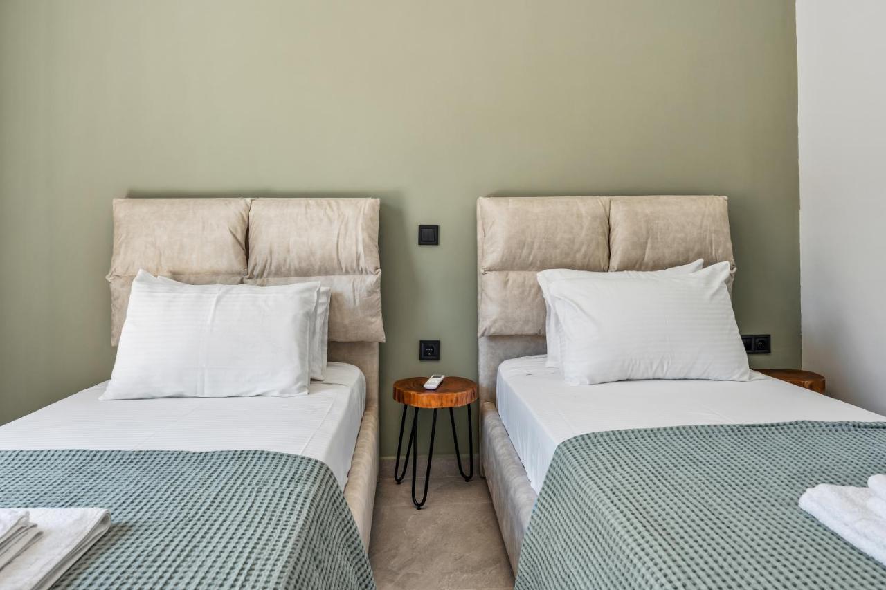 Robin'S Lejlighedshotel Apolpaina Eksteriør billede